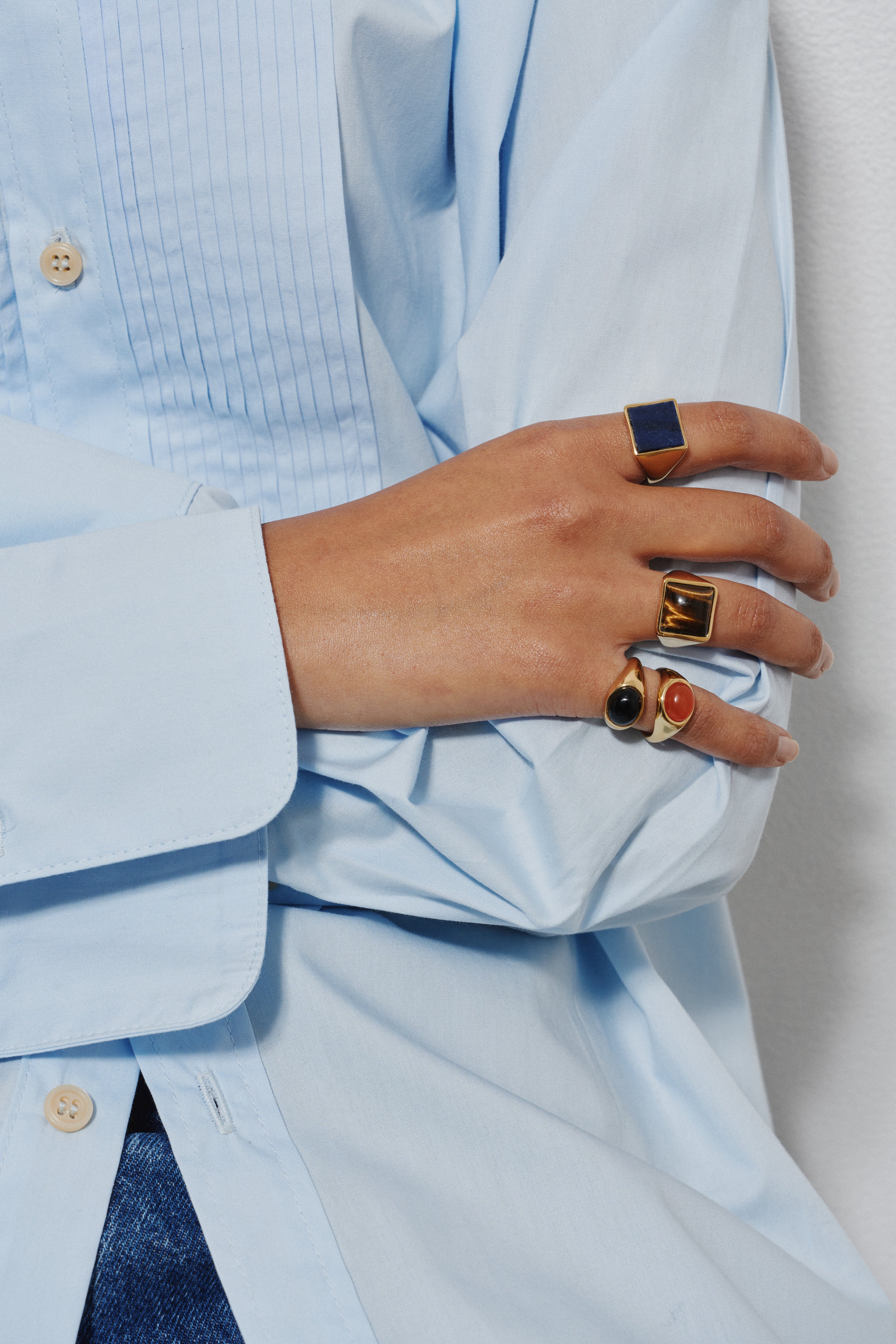 The Francis Oval Signet Ring in Carnelian