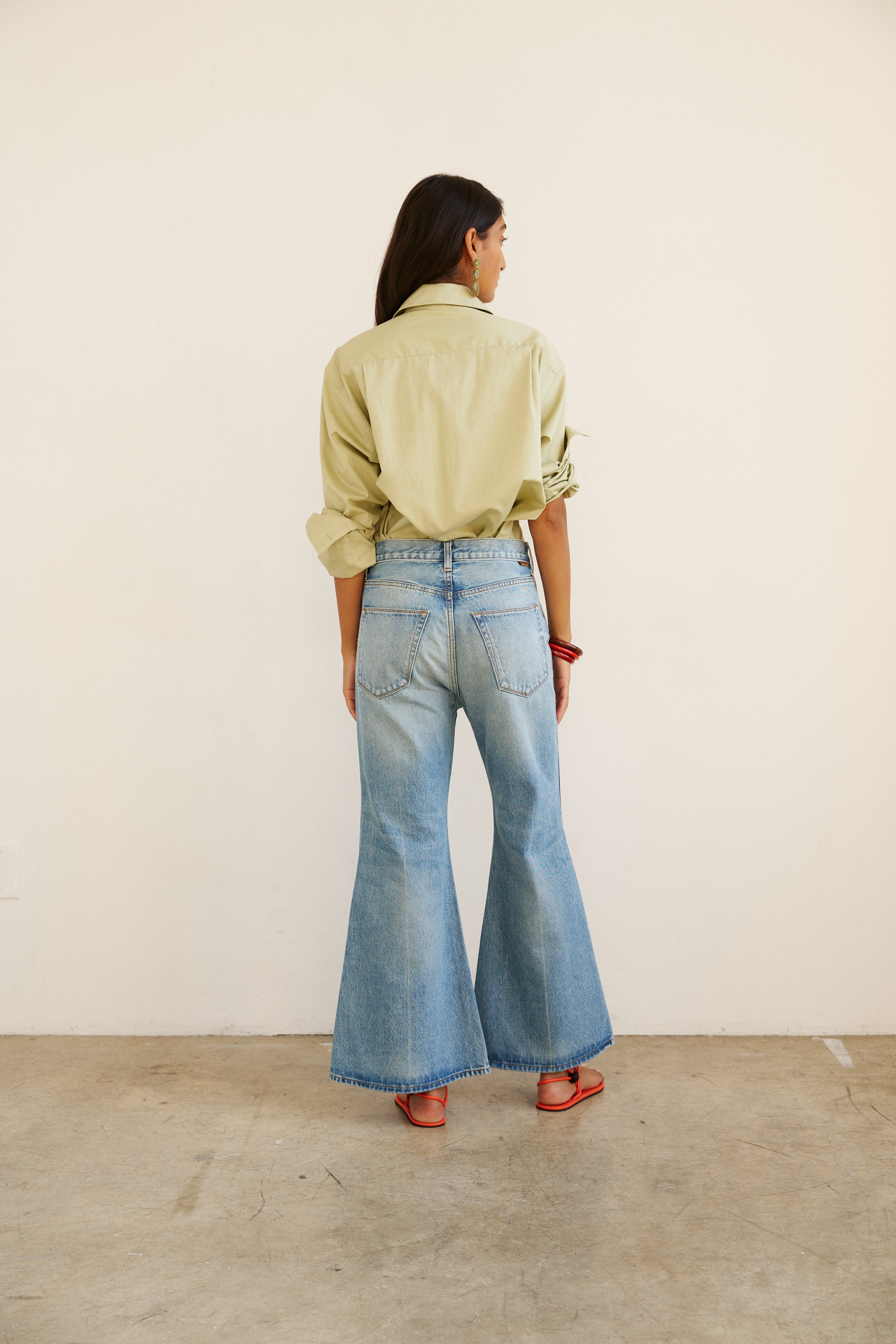 The Bell Crop in Beach Indigo