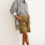 The Artist Shirt in Charcoal Stripe