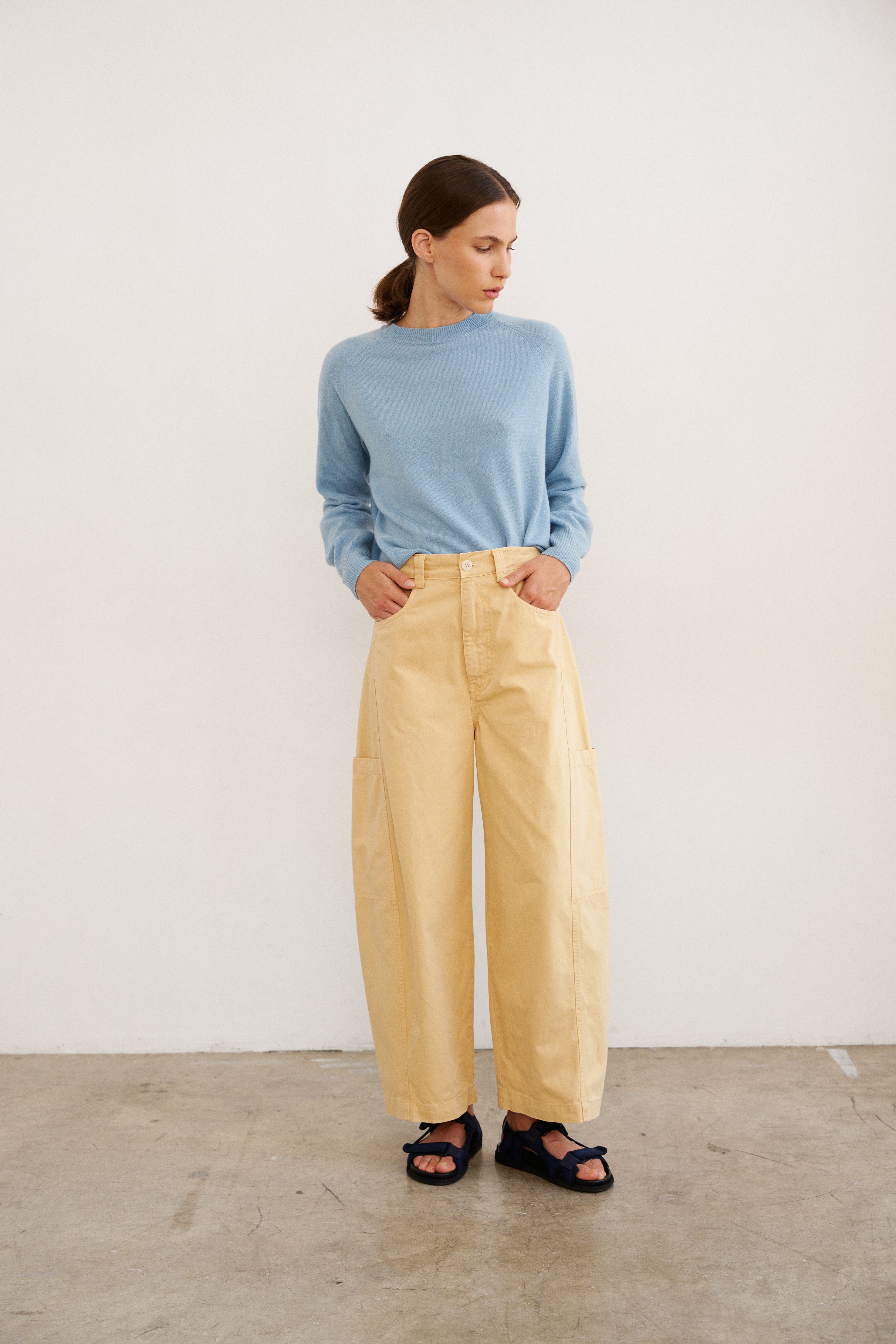 The Baggy Painter Crop in Butter