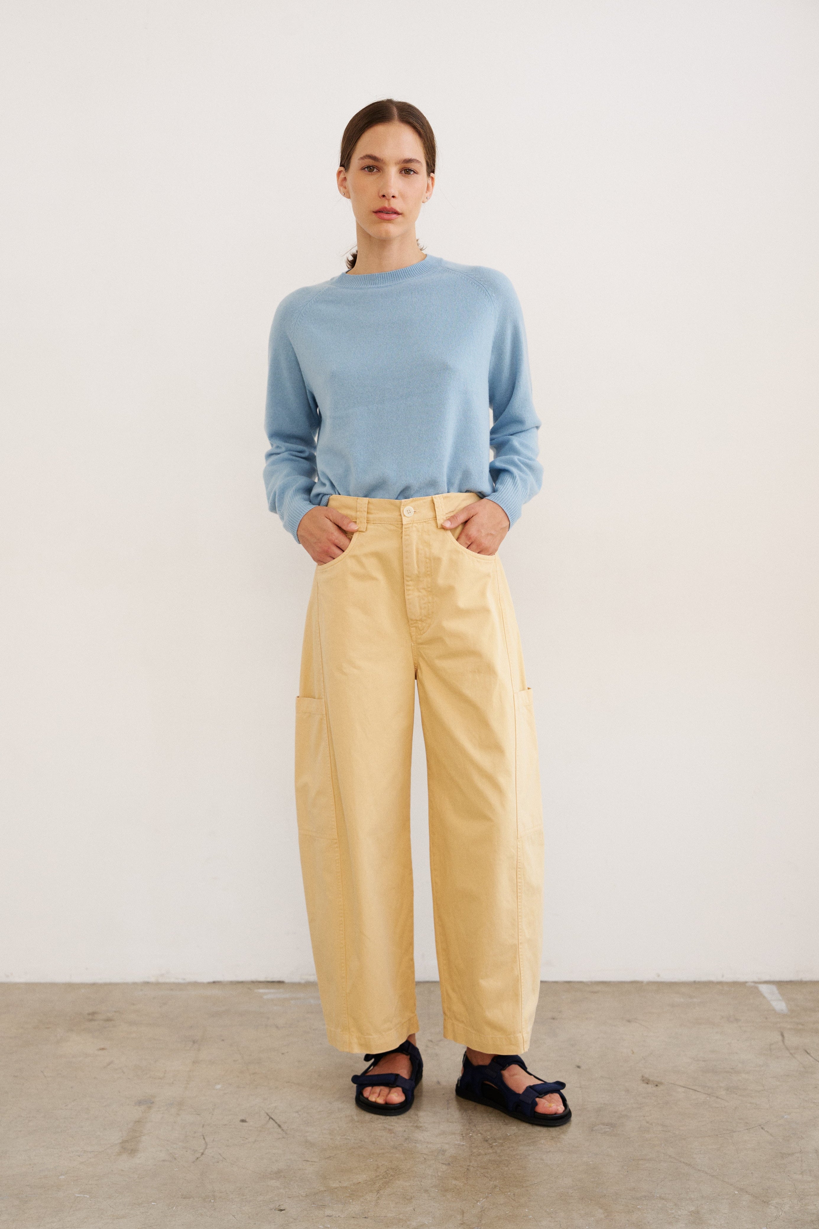 The Baggy Painter Crop in Butter