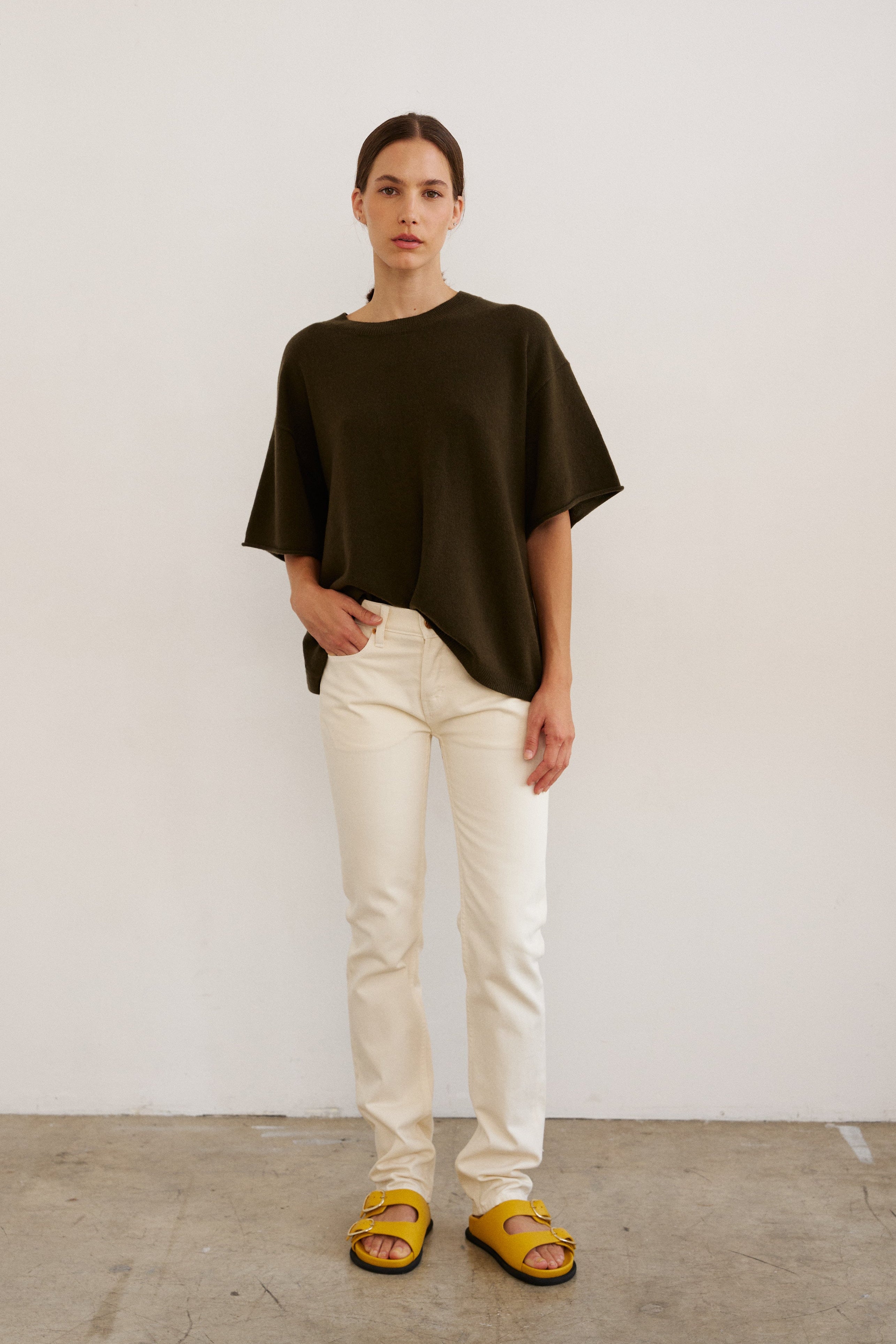 The Cashmere Tee in Loden