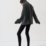The Stirrup in Black