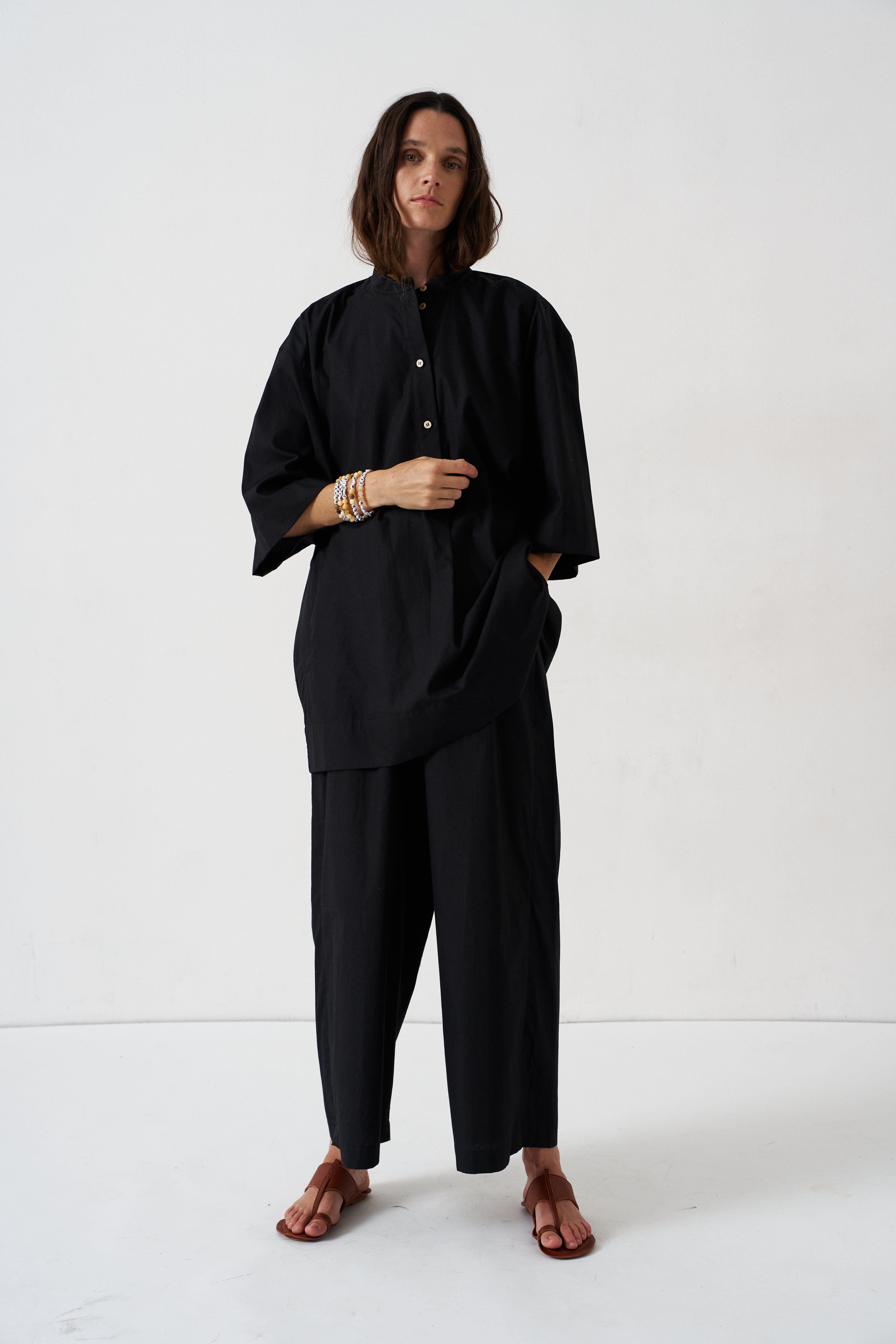 The Lotus Pant in Black