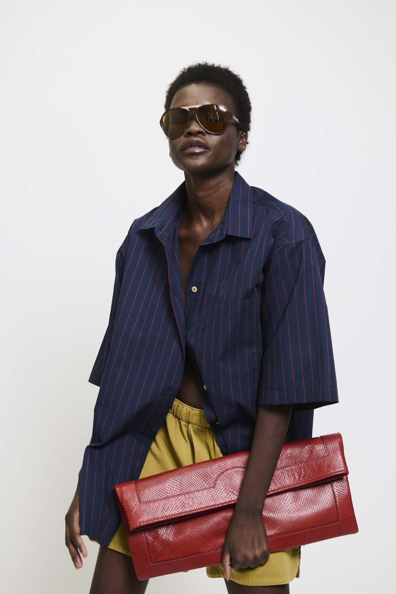 The Elbow Essential Shirt in Blue Red