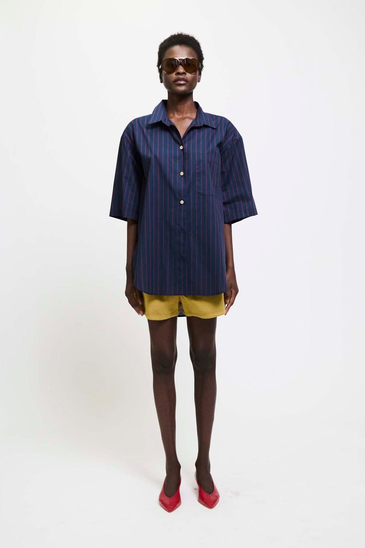The Elbow Essential Shirt in Blue Red