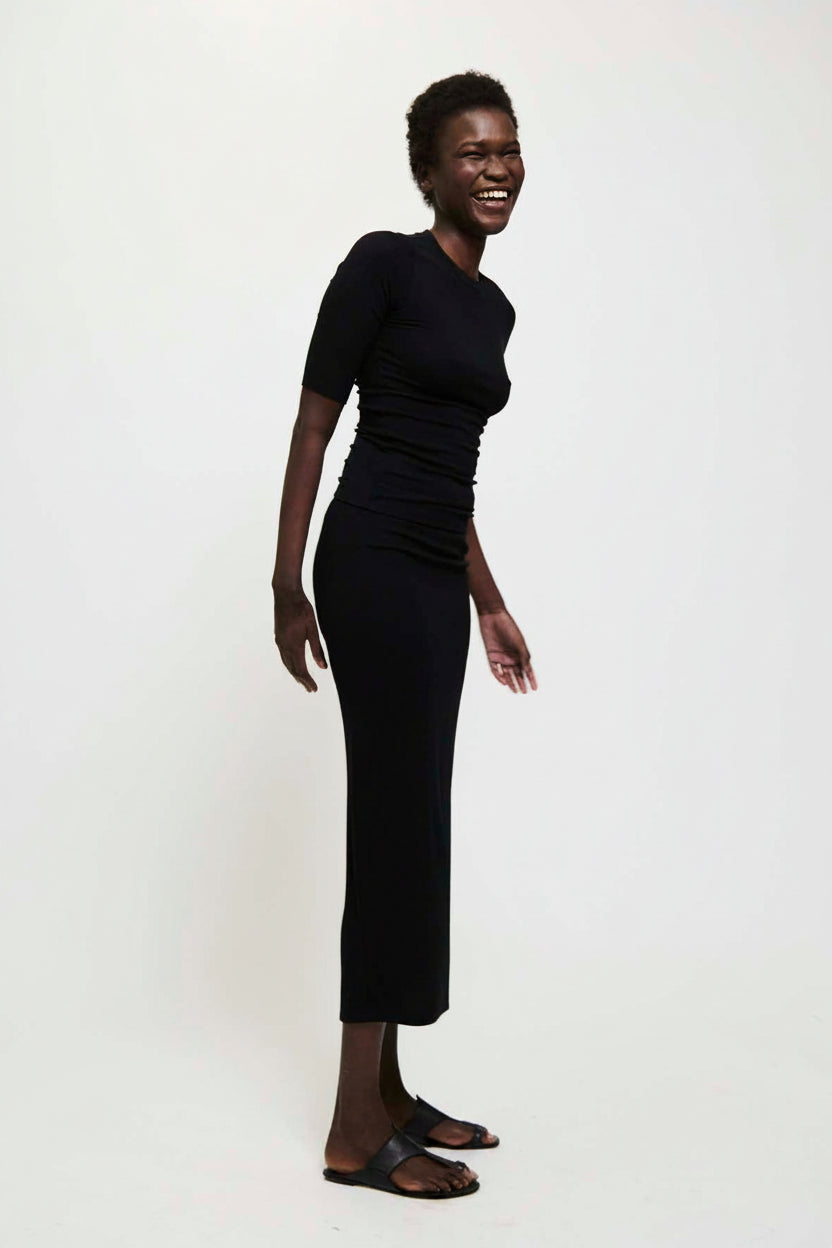 The Rib Pencil Skirt in Black
