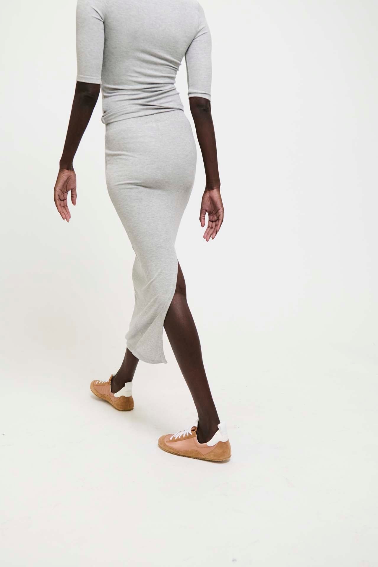 The Rib Pencil Skirt in Heather Grey