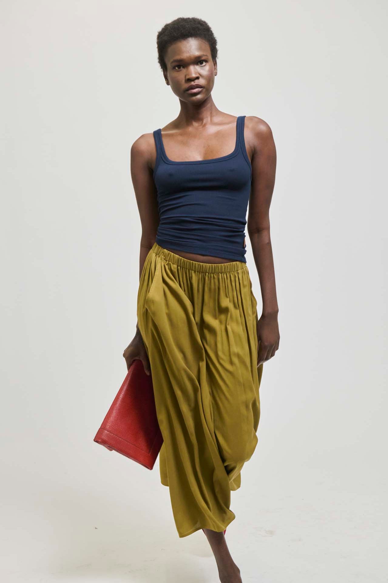 The Midi Swing Skirt in Avo