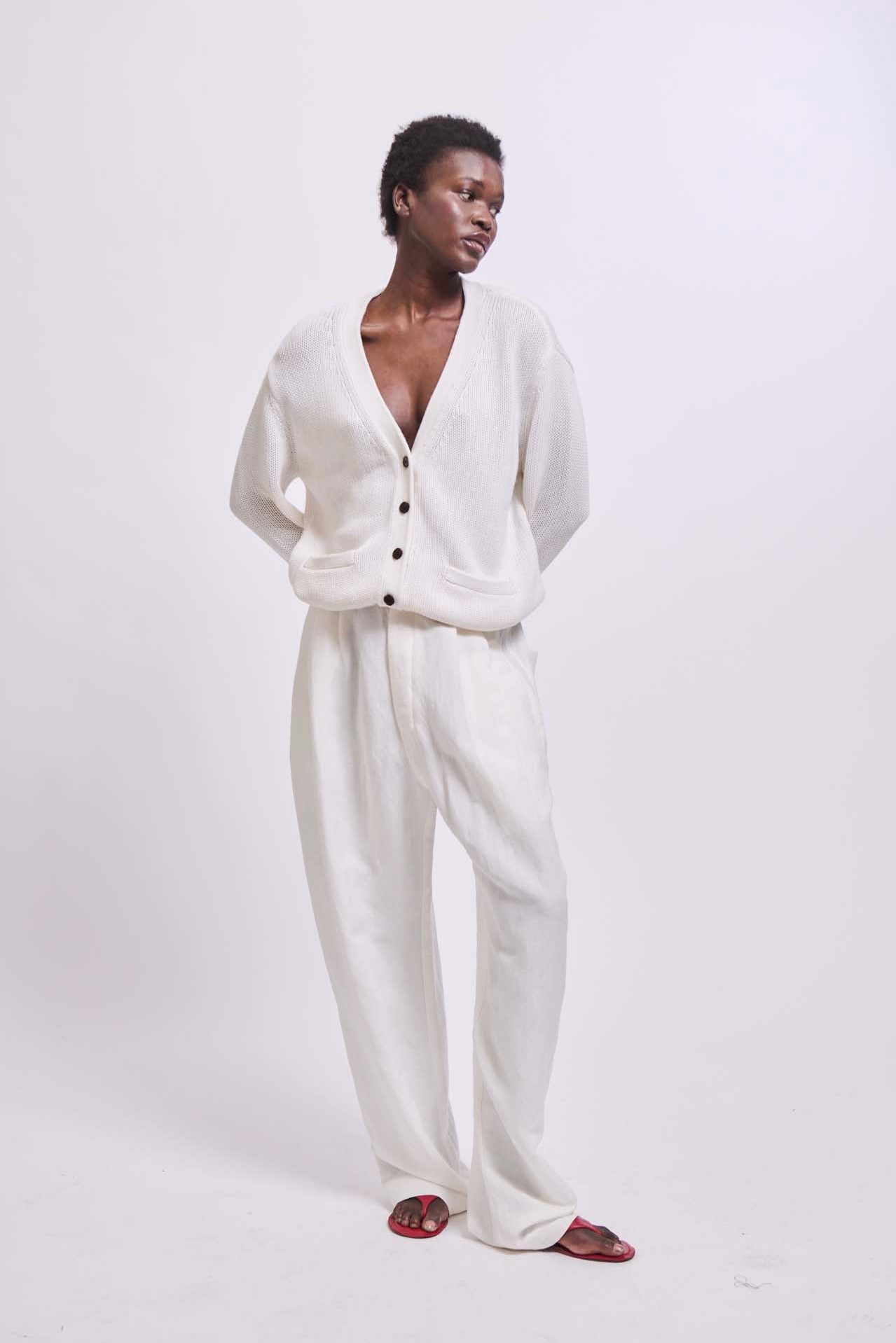The Welt Pocket Cardigan in White