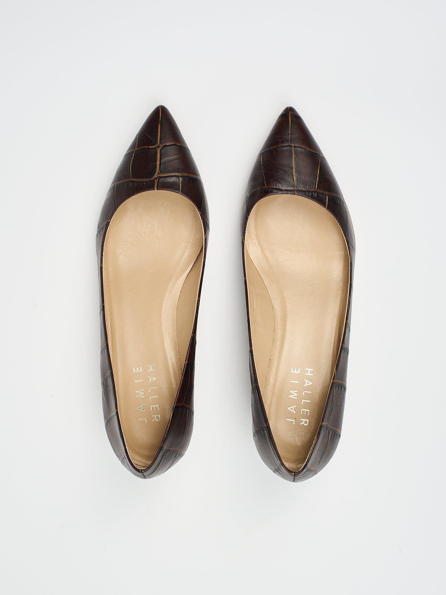 The Kitty Point Heel in Deep Brown Croc Flat Front