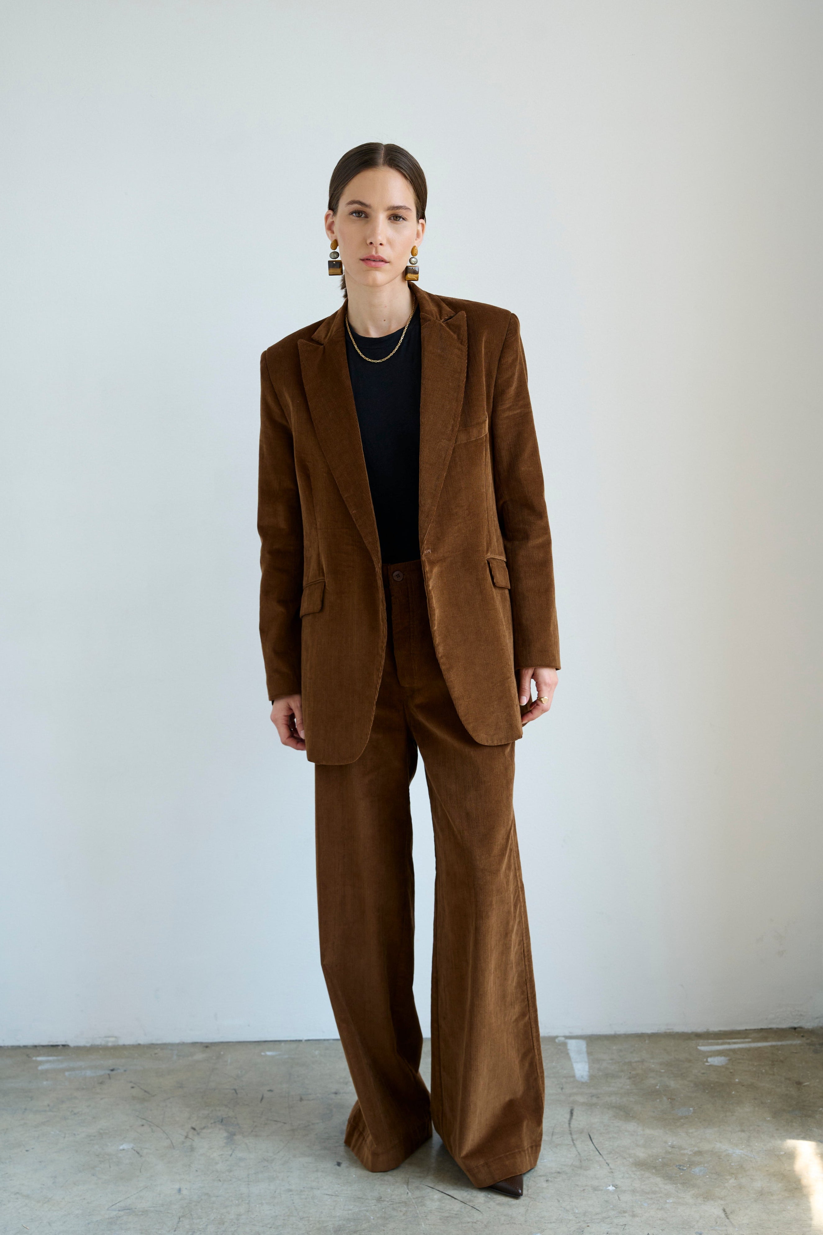 The Off Duty Trouser in Camel