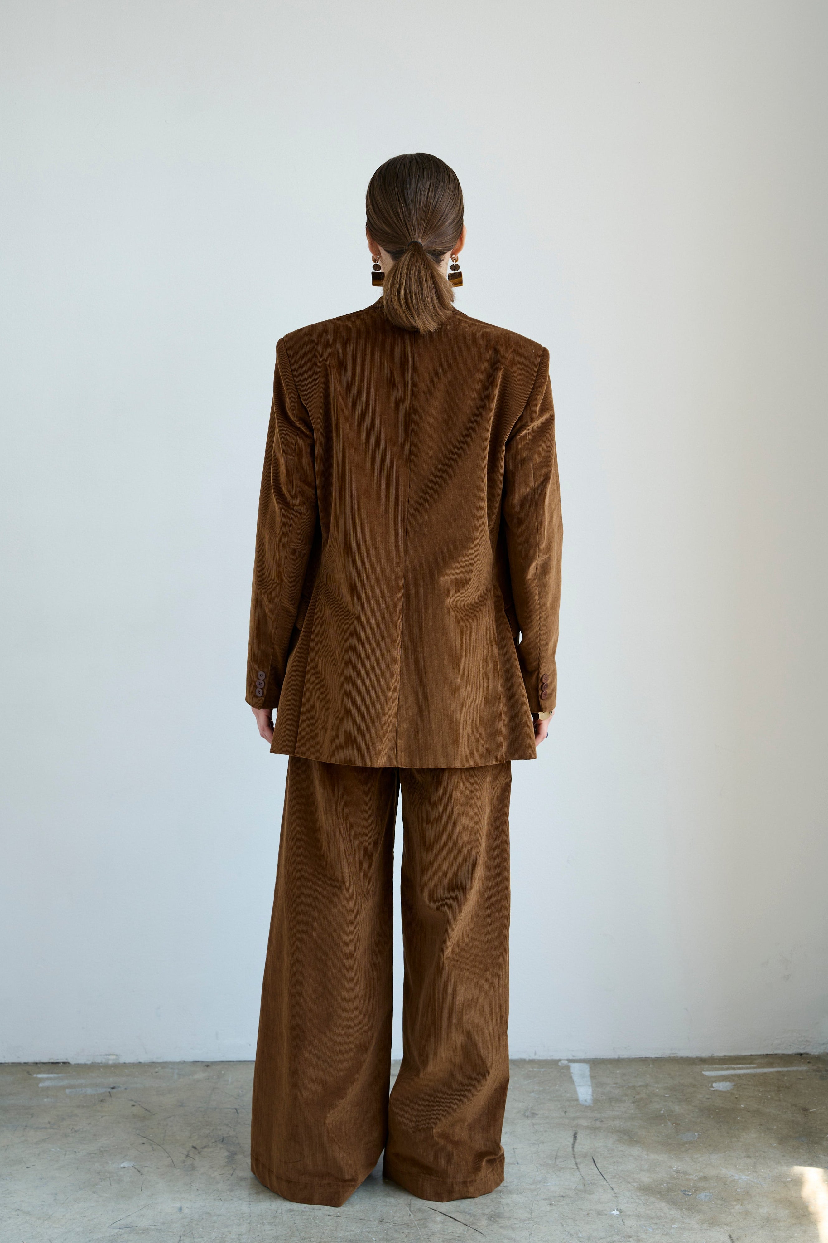 The Off Duty Trouser in Camel