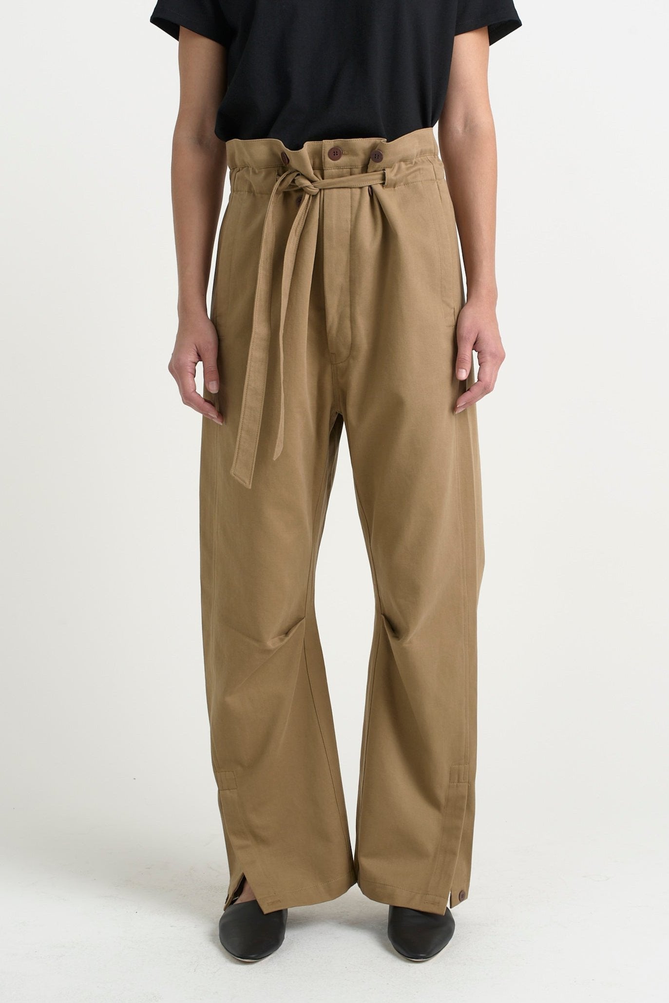 The Everything Pant in Chestnut. On body front - Jamie Haller
