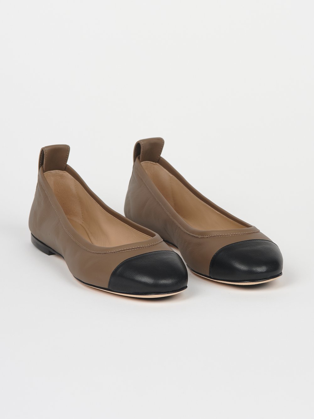 The Cap Toe Slipper in Taupe