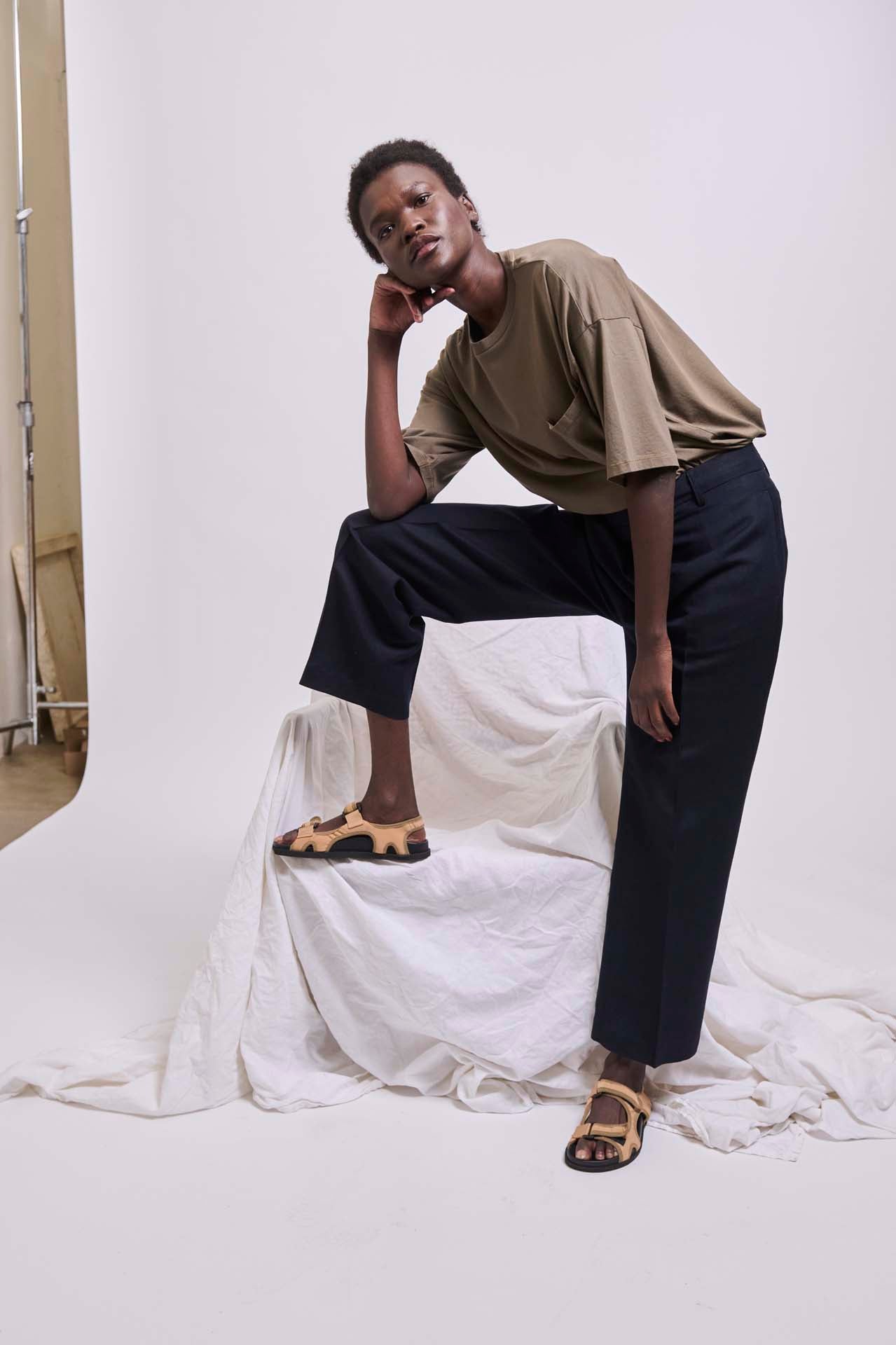 The Waist Tape Trouser in Navy