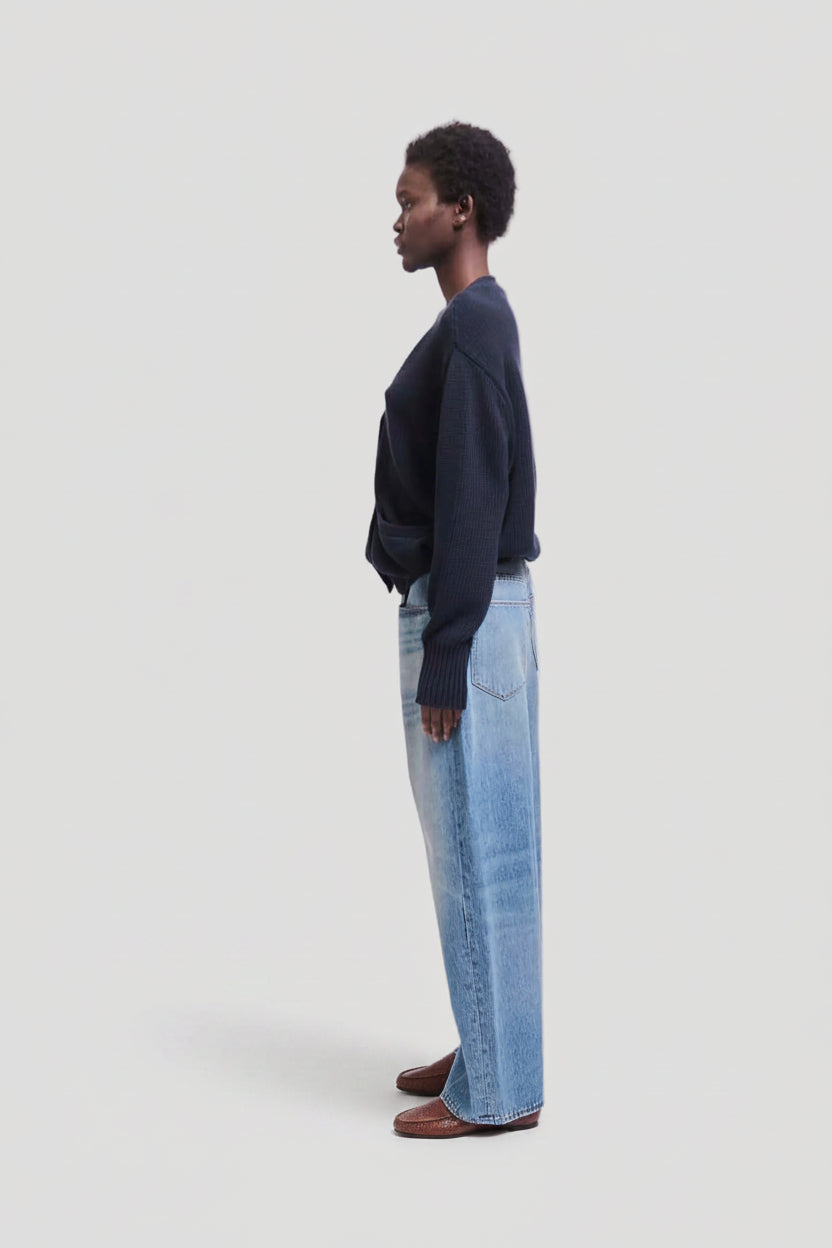 The Welt Pocket Cardigan in Navy