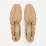 The Elastic Slipper in Dark Caramel Flat Front