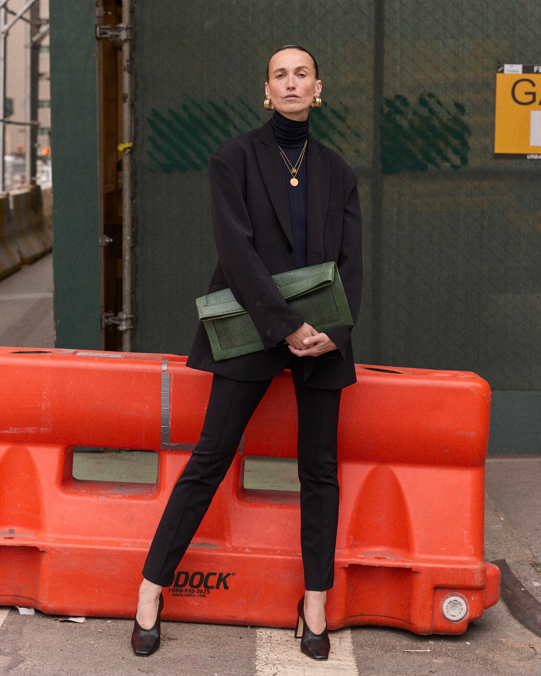 The Rib Turtleneck in Navy