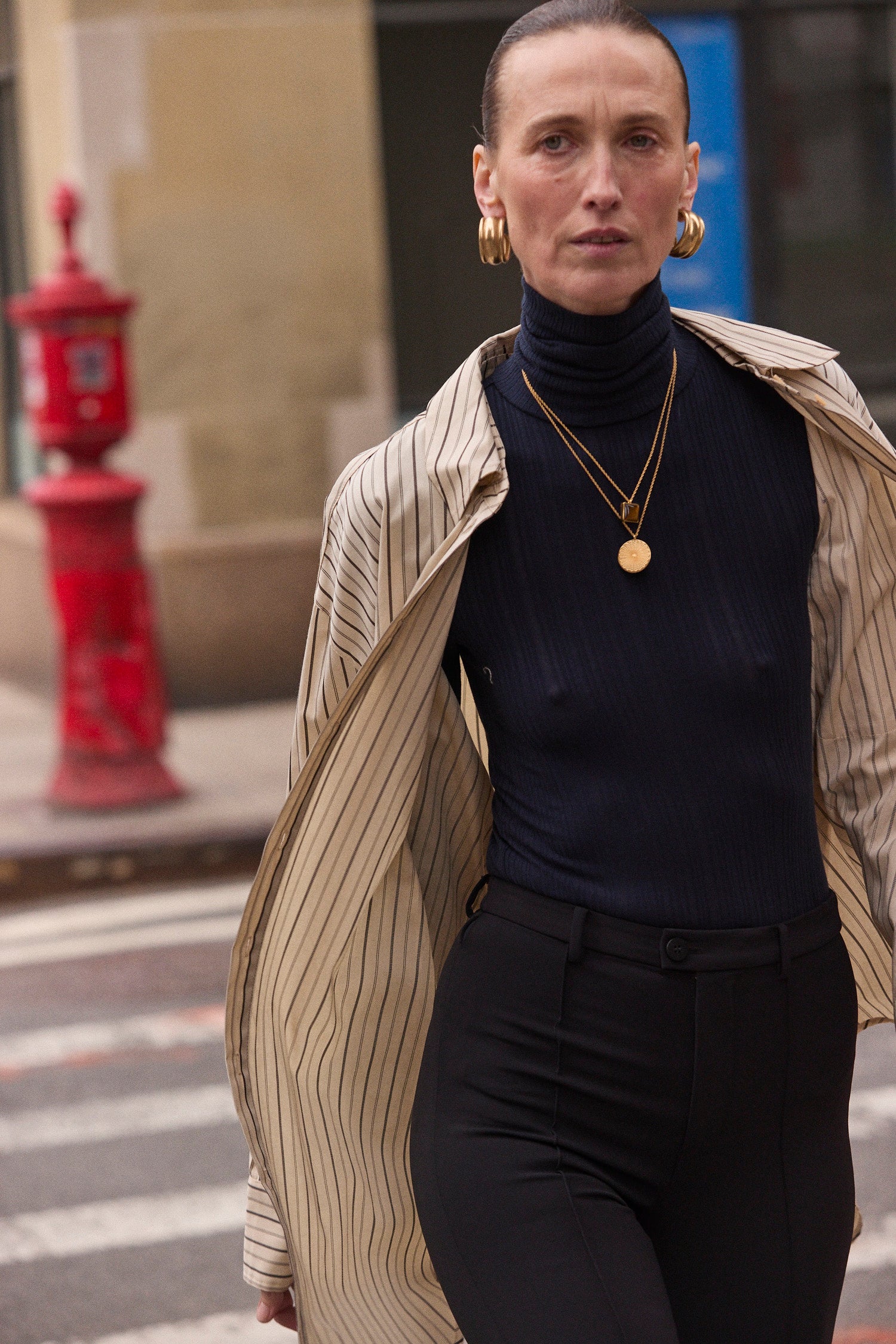 The Rib Turtleneck in Navy